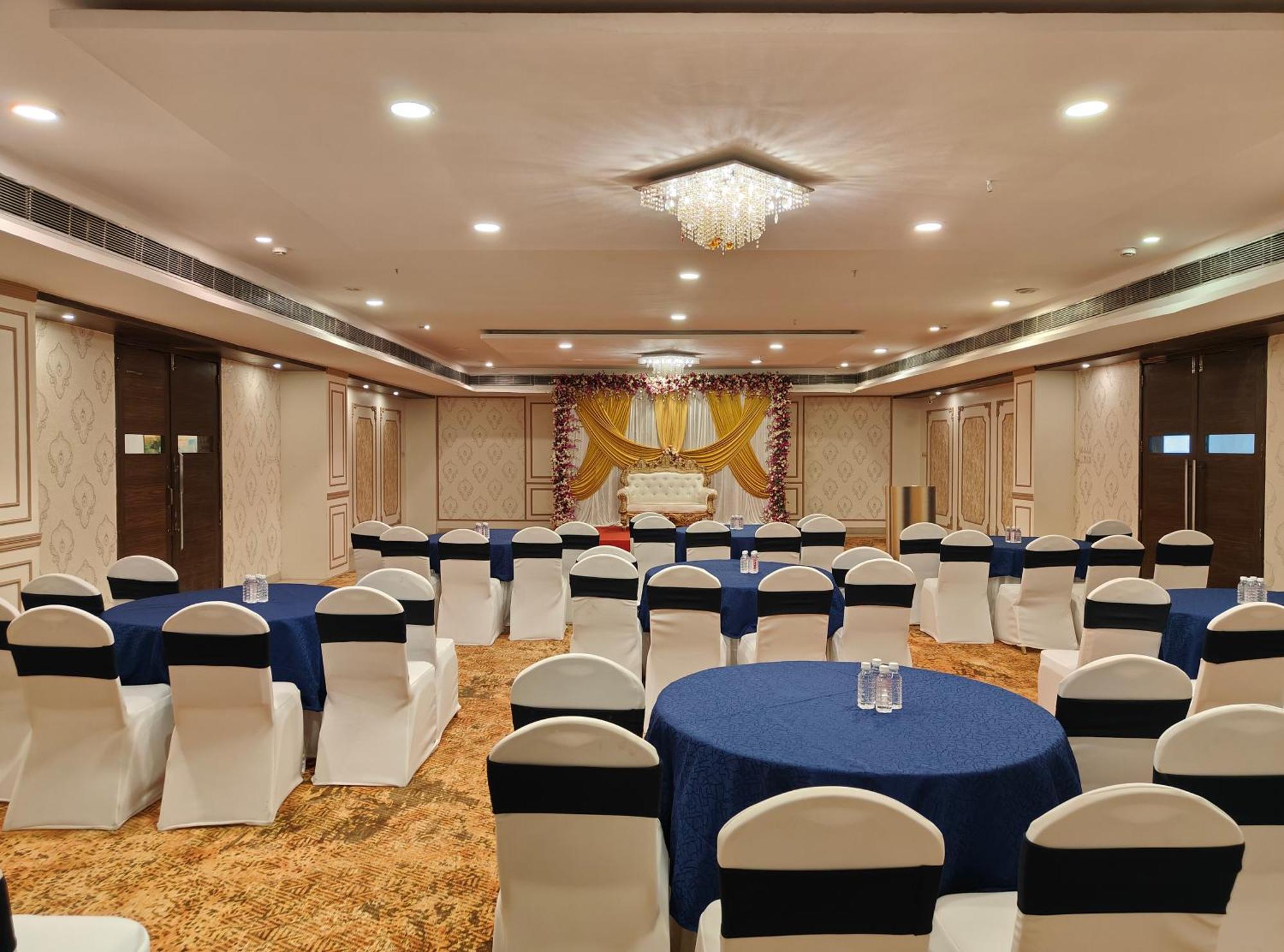 The Altruist Business Hotel Kharadi Pune Ngoại thất bức ảnh